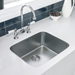 Quality under mount sink in grade 304 stainless steel